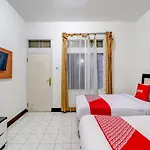 Oyo 3341 Ten Guest House